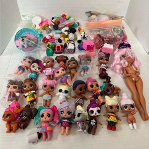 lol surprise dolls pets lot of 26 + many bottles purses accessories